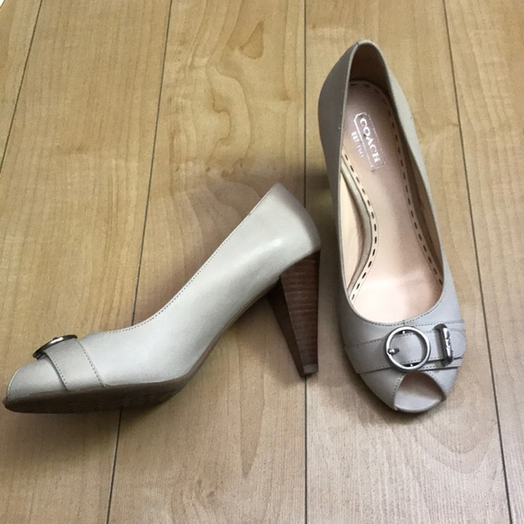 Coach Leather Peep-Toe Heels, size 7. - Picture 1 of 7